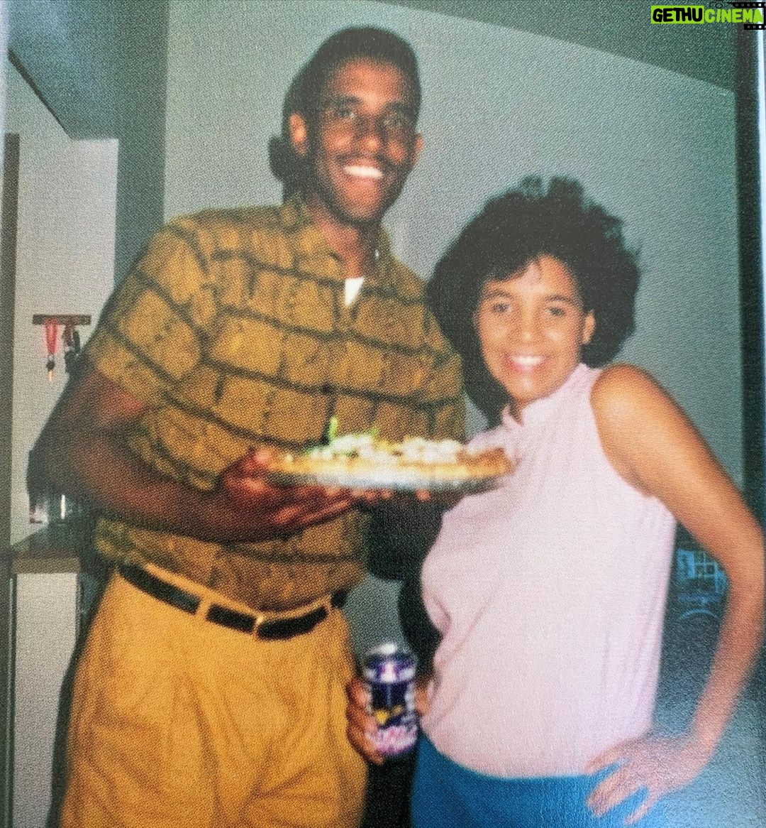Kyrie Irving Instagram - Cynthia Janette Mountain Elizabeth Anne Larson Happy birthday Queen! I love you Mommy, and I am grateful to have you as an angel. ✨✨I will continue to pick up the torch and carry out what you have planned. Thank you for our giant family you helped create and nurture. Without you ascending to your new destination, I don’t know if I would be here today, so I know I am not alone in this journey and God and our ancestors are protecting us all from@the evils of this world. Your energy will forever be missed and loved. Shower over us all with Love and Peace. 8/13 VIII XIII