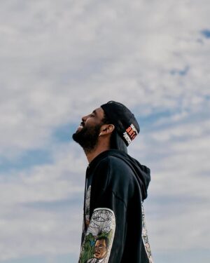 Kyrie Irving Instagram - A11Even Spirit 

Unplugged with Creator and the Ancestors.

I am. 
Lakota and Arikara 
I am never alone.