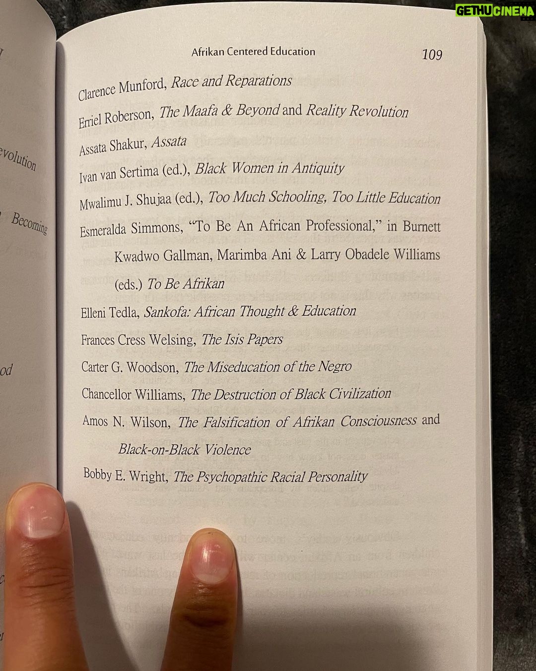 Kyrie Irving Instagram - Some Generational Authors that shift consciousness positively. The truth is out there and it’s OURS ♾🤞🏾A11Even Thank you for this brother @bryceaiken