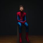 Kytao Instagram - L’HABIT NE FAIT PAS LE MOINE, MAIS ON RECONNAÎT LE MOINE PAR SON HABIT. This photographs are published in my new Artbook « HEROES », the first about cosplay univers. Pré order on my shop online Frenchcut.fr/Artbook [worldwide shipping] @cosplay_spidey #superhero #spiderman #cosplay #hero FRENCH CUT