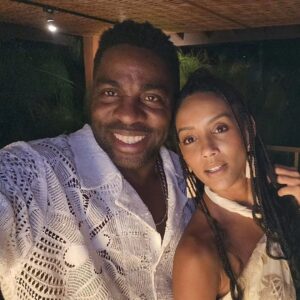 Lázaro Ramos Instagram - Feliz 2024.
Saúde pra vocês.