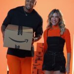 Léo Santana Instagram – Eu e @loreimprota fomos os primeiros a topar o #DesafioBlackFridayAmazon. O desafio tá lançado!
Bora dançar com a gente?! Amanhã, a partir das 12h, essa história continua nas redes de @AmazonBrasil. Fiquem de olho! 👀
