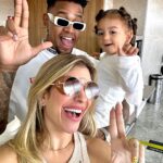 Léo Santana Instagram – Família feLIZ embarcando para mais uma aventura! ❤️

Em setembro trouxemos a Disney para a nossa Lilica, mas agora chegou a hora de levar ela para viver momentos imperdíveis ao lado dos personagens favoritos! 

Ao @passagensimperdiveis o nosso muito obrigado por mais uma vez estar presente em nossas viagens. Foi o app deles que nos mostrou a oferta das passagens, já baixa aí também, dica de ouro, viu?! ✈️ 

#PassagensImperdiveis Orlando, Florida