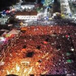 Léo Santana Instagram - Estava c/ saudade Macapá/AP 😮‍💨🥺❤️🙏🏿 Apos 5 anos retorno a cidade c/ RECORDE DE PÚBLICO. +130 mil pessoas nos enchendo de muito amor.. Olha nossa canção @nattan 😮‍💨 #anotherone #leosantana Foto drone @edermotaphoto 🔥 Macapá, Amapá