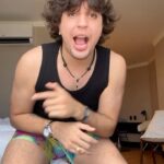Léo Santana Instagram – Pegaria uma carona nesse golzinho vermelho? 🚗🙈👀 Faça sua dancinha que a melhor eu vou postar aqui 😽 FULERAZEM DO CARALHOOO🔥 #nattan #leosantana #golzinhovermelho Feira De Santana – Bahia – Brasil