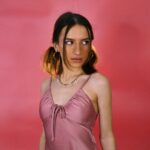Lévanah Solomon Instagram – Que ceux qui passent la Saint-Valentin seuls lèvent la main ✋🏻

#girl #valentinesday #picoftheday #photooftheday #photography #pink #art #outfit #outfitoftheday #makeup