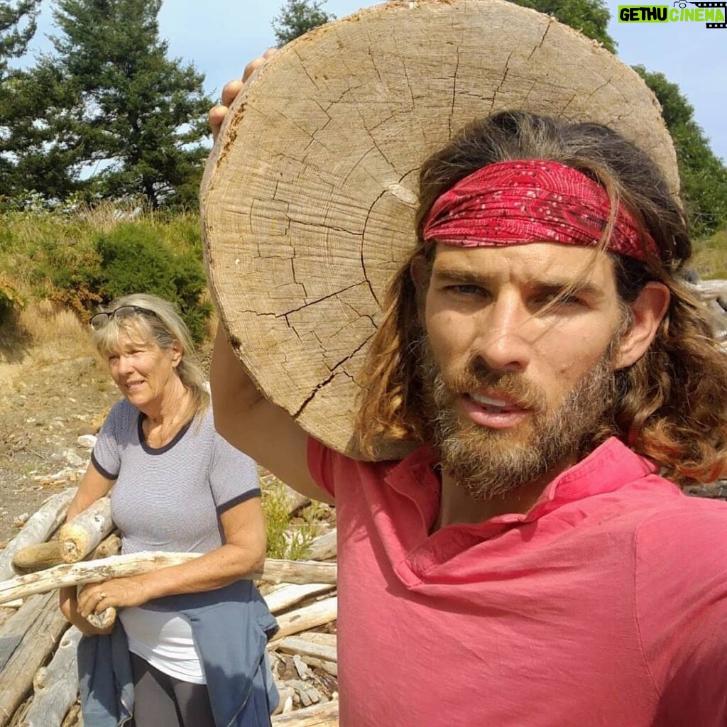 Lachlan Patterson Instagram - Happy mother's day Mom. Wish I could be there to hunt for good driftwood with you. Photo credit: Justin Trudeau. Pender Island, British Columbia
