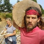 Lachlan Patterson Instagram – Happy mother’s day Mom. Wish I could be there to hunt for good driftwood with you. 
Photo credit: Justin Trudeau. Pender Island, British Columbia