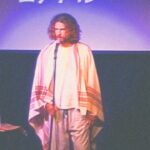 Lachlan Patterson Instagram - It is more deductible to give than to receive🙏✨💸 #thatshystorical #standup #comedy #history #standupcomedy #biblical #time #taxes #jokes #funny #timing Hollywood Improv