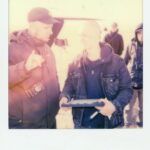 Lado Kvataniya Instagram - • Без Названия • Для меня это был сложный проект. Обычно, я использую какую-то сюжетную основу, иногда веду линейное повествование, но чаще выбираю дробную структуру, чтобы оставить возможность зрителю трактовать увиденное. Здесь я пошел от обратного - руководствовался исключительно ощущениями и лишил себя продуманной драматургии. Я понимал чувство, которое необходимо получить при просмотре. Понятно, что был концепт, тритмент и т.д., но мне хотелось создать для себя максимально дискомфортные условия, где я не буду знать что и как снимать. Важно было зафиксировать настоящую жизнь, мгновения, которые возникают в данный отрезок времени. Мы пригласили непрофессиональных актеров. Оператор (Кирилл Грошев) выставлял кадр, все уходили и мы оставались с человеком практически наедине. Актер не знал, в какой момент я буду его снимать, но и я не знал, когда нажму кнопку REC, потому что пленки у нас было катастрофически мало. Личные истории, паузы, взгляды, поведение и стали сюжетом для этой работы. Снимались: Щеголихина Галина, Чегиров Ержан, Плахотин Алексей, Тюгаев Дмитрий, Ткалич Ольга, Воронкин Виктор, Аяпбергенова Айгерим, Сейтказы Думан, Стецурина Елена, Медведева Наталья, Айтбаев Тлекхан, Кулькин Виктор, Талгат Сыдыкбеков, Арман Ахметов, Алимбекова Бактыгуль. П.С. Когда танцевала Бактегуль, то все живое, окружавшее нас, замерло, притаилось, исчезло. Спасибо Вам за это мгновение • Фото @arseniyz /// #маслочерноготмина #безназвания Kazakhstan