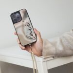 Lai Instagram - 身為 CASETiFY 的愛用者 有好料的 一定要趕快跟你們講～ 平常去店面就知道 一定是大排長龍🤣 11/10 (五) 晚上 11:00 我和 @qiufengze 將在 @casetify_taiwan 直播雙11 全年最大檔優惠 完全不用排隊！ 除了現正 3 件 7 折優惠外 偷偷跟你們說 絕對有神秘小禮物&直播限定折扣喔！！！！ 保證今年最殺折扣，絕不失望 👉追蹤 @casetify_taiwan 才能第一時間收到直播通知！ 搶先分享個人小推薦 MagSafe 兼容強悍防摔立架手機殼 有我最愛的新功能 「立架」創新設計 再也不用怕 忘記帶手機架出門 一個人就可以拍照 躺著就可以追劇 你說好不好用！！！ 和我一樣喜歡照鏡子的你 怎麼可以少了鏡面手機殼！！！ 走到哪照到哪 再搭配一款織繩背帶 解放雙手之餘還能展現自我風格❤️‍🔥 千萬不能錯過欸！我來告訴你🫵怎麼買最划算 搭配我愛用的手機殼和電子配件，一起帶走！！ #CASETiFY #CASETiFYTW #雙11
