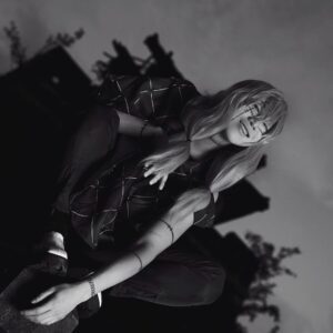 Lai Instagram - 《 咒術迴戰 真人》 無為轉變 

剛畫完妝 就找個廢墟記錄一下
已經不知道還可以扮什麼了😂

但還是想要大喊一下
竟然這麼少人知道這個角色！！！！

📷 ： @zyy_k48 
💄 ： @arielinfxmakeup 

#咒術迴戰 #真人 #cos #萬聖節