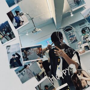 Lai Instagram - 十週年快樂 🫶🫶
老實說 我自己都不記得我到底出道多久了
只記得 這一路上 我就是告訴自己
不要後悔 往前衝就對了！！

謝謝我的賴打們幫我記錄每一個重要的時刻
每次你們都是最用心的在背後支持著我
愛我的賴打們 🤍🤍

#十週年快樂
#謝謝我的賴打們
