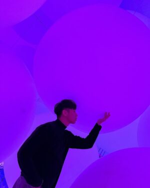 Lai Instagram - 終於來team lab 朝聖了！！
每次來東京都錯過 
這次勢必得要來好好參觀 
期待我們的時尚大片

#好像在拍mv #tokyo  #teamlab
