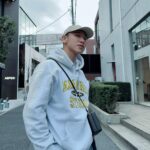 Lai Instagram - 太臨時要出發東京 第一天就走最簡單的look 日本還是怎麼拍怎麼好看 期待一下綜口味的PK賽 ✌️✌️ Tokyo, Japan