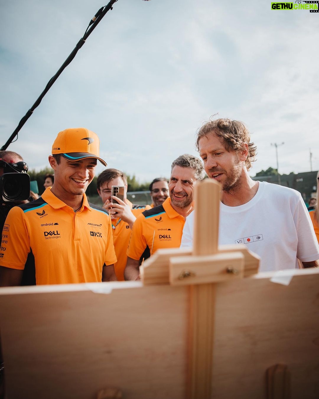 Lando Norris Instagram - Thursdays in Japan are my favourite kind of Thursdays 🐝 Suzuka International Circuit