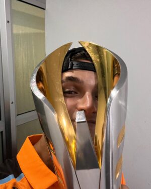Lando Norris Instagram - CarLando podium!! 🏆 🏆 thanks @mclaren
