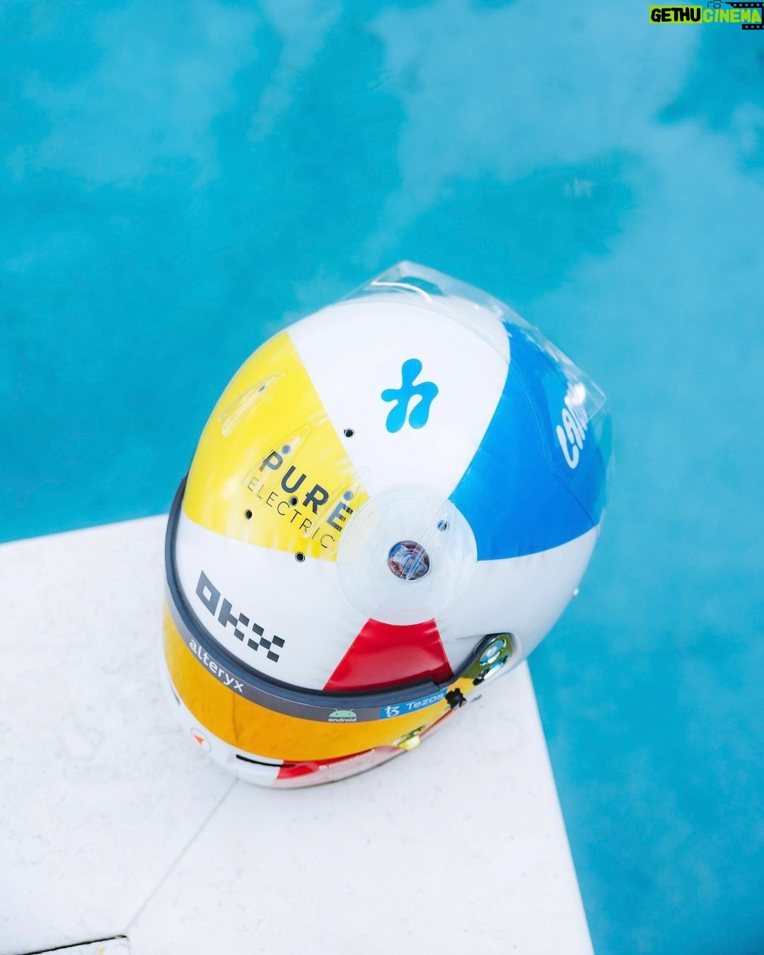 Lando Norris Instagram - Ball is life 🏖️ Miami, Florida