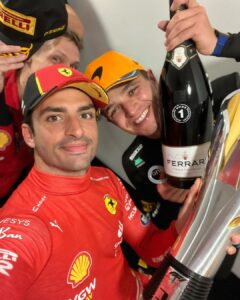 Lando Norris Instagram - CARLANDOOOO 1-2!