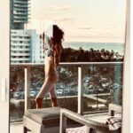 Larissa Andrade Instagram - ——M.I.A.—— #firstpostoftheyear W South Beach