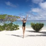 Larissa Andrade Instagram - My idea of paradise .. 🌴☀️ #foreveronvacation #livethelifeyoulove #frenchpolynesia The Brando