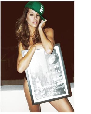 Larissa Andrade Instagram - L.A. = Los Angeles = Larissa Andrade  #lalady #home #tb