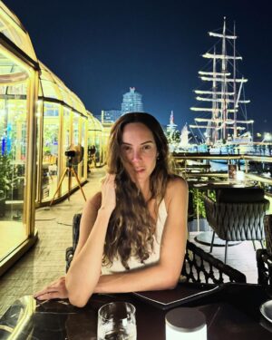 Larissa Andrade Instagram - — I believe every human has a finite number of heartbeats. I don’t intend to waste any of mine. 

Neil Armstrong 

#joyisnow #bangkok