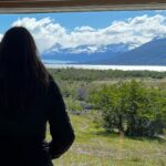 Larissa Bracher Instagram - Seguimos vendo beleza até “el fin del mundo”. Gracias mi amor 📸@paulinhomoska e @coquiariztizabal #elcalafate #torresdelpaine #chile #argentina #patagonia #tierradelfuego #findelmundochile