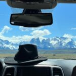 Larissa Bracher Instagram - Cruzando fronteiras na melhor companhia! @paulinhomoska @shackleton_solo #patagoniachile #patagoniaargentina #torresdelpaine #puertonatales Torres Del Paine, Patagonia, Chile