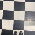 Larissa Bracher Instagram - Pé na porta! Pé na tábua! Pé nos sets de filmagem. Esses dias pisei em diferentes solos (literalmente e metaforicamente). Ótima semana pra nós!! #globo #starplus #filmagem