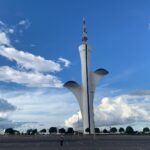 Larissa Bracher Instagram - Essa Brasília que tanto amo, nesse trabalho que também tanto amo- de coordenação de intimidade. Tudo em Brasília parece com Brasília. Rs #globo #coordenaçãodeintimidade #intimacycoordinator #serie #brasilia