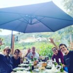 Larissa Bracher Instagram - 55 anos juntos não é um feito para qualquer casal! Uma existência de união, amor pela arte e proteção. Parabéns e obrigada, meus bons pai e mãe. Amo vcs infinitamente. Eu e minha irmã somos muito felizes por termos vindo deste encontro. #bodas #55anosdecasados