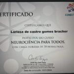 Larissa Bracher Instagram - A vida é um eterno aprendizado e eu, tenho os privilégios de gostar e de poder estudar. Quem me conhece sabe quanto eu gosto de mergulhar na mente humana para colaborar nos processos dos meus parceiros atores e não atores. Mais um curso pra conta! #neurociencia #estudos #pesquisa #ciencia