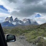 Larissa Bracher Instagram - Cruzando fronteiras na melhor companhia! @paulinhomoska @shackleton_solo #patagoniachile #patagoniaargentina #torresdelpaine #puertonatales Torres Del Paine, Patagonia, Chile