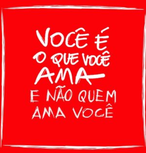 Larissa Luz Instagram - Coisas que aprendi na vida que dizem muito sobre a história de vida de Elza!!! 🩷⚡️ Hoje e amanhã tem tributo a Elza no @sescvilamariana !!!
