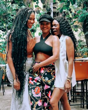 Larissa Luz Instagram - pessoas comuns da Bahia.

ph @jamaica.br