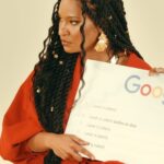 Larissa Luz Instagram - Tô ligada em você que corre pro Sr. Google pra tirar dúvidas, mas não esqueça que o importante é consultar um profissional, viu? Como eu sou aqueeela amiga e parceira, vou adiantar umas respostas de responsa aqui! Quanto mais eu conheço, mais sigo apaixonadaaaaaaaaaaa pela linha antiqueda Dercos Energy +! 🥹 #VichyHairCare #Publicidade
