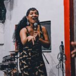 Larissa Luz Instagram – Frames do nosso encontro, ensaio, aquecimento, treino, afinação, entrosamento, alinhamento , de hoje captado por @caiolirio ! Cola com a gente! 😍 ✨🍃