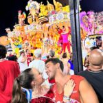Larissa Manoela Instagram - ALEGRIA & AMOR 🩷🩵❤️💙 Sambódromo da Marquês de Sapucaí