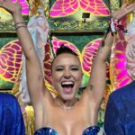 Larissa Manoela Instagram - ALEGRIA & AMOR 🩷🩵❤️💙 Sambódromo da Marquês de Sapucaí