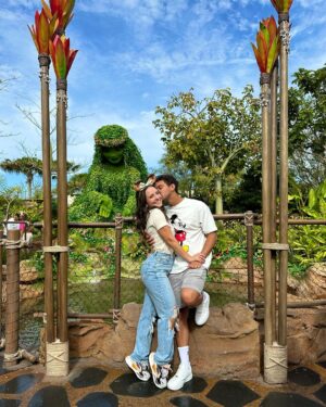 Larissa Manoela Instagram - BEST MOMENTS WITH @disneyworld.brasil ❤️