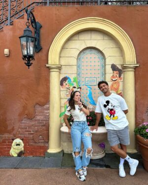 Larissa Manoela Instagram - BEST MOMENTS WITH @disneyworld.brasil ❤️
