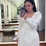 Larissa Manoela Instagram - Um rolo da câmera baseado em selfies (nos melhores ângulos) e fotos no espelho 👍