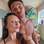 Larissa Manoela Instagram - My valentine 💚 e seu pré niver 🥳 Te amo @andreluizframbach!