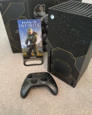 Larry Hryb Instagram - Behold the Xbox Series X Halo Infinite LE Bundle