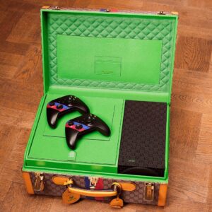 Larry Hryb Instagram - Introducing the world’s most powerful…..luggage ?