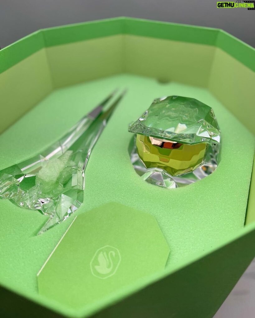 Larry Hryb Instagram - We’ve teamed up with @swarovski to celebrate the 20th anniversary of @halo and the launch of #HaloInfinite, creating two must-have collectibles – including Master Chief’s iconic Mjolnir helmet. Enter to win one of 117 Swarovski x Halo collections http://swarov.ski/6011kIO13 Seattle, Washington