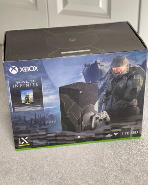 Larry Hryb Instagram - Behold the Xbox Series X Halo Infinite LE Bundle