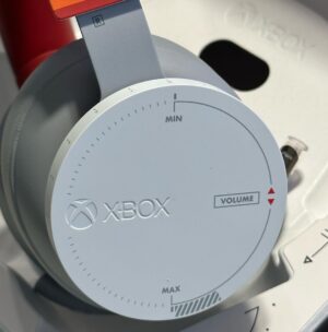 Larry Hryb Instagram - The Starfield Xbox Controller headset shown off today on #starfielddirect