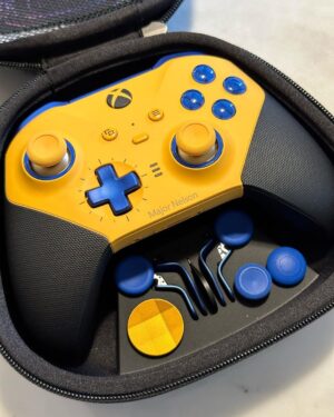 Larry Hryb Instagram - You can now customize your @xbox Elite Wireless Controller Series 2 with Xbox Design Lab. Go and make it your own! Mine is inspired by @syracuseu colors 🍊